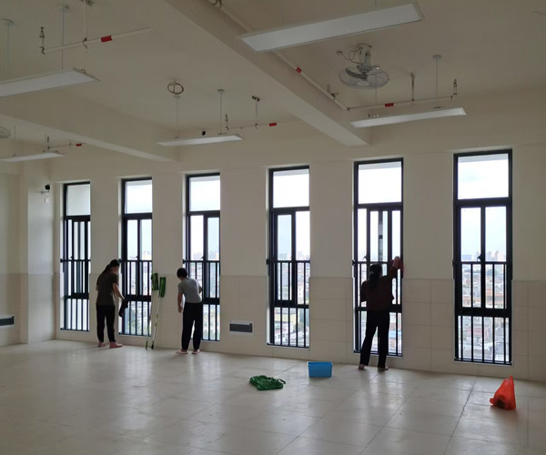 東莞寮步汽車學校保潔